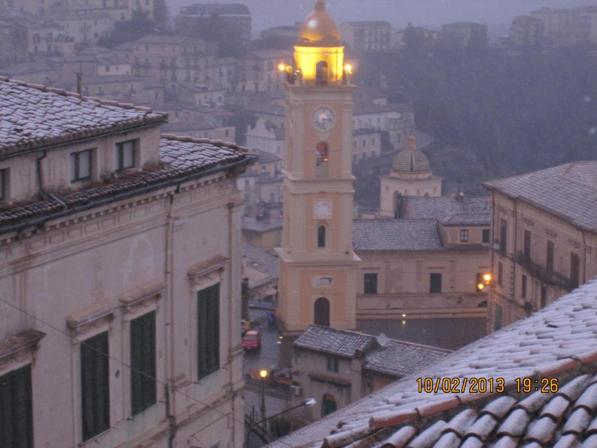 La Gatta Sul Tetto Bed & Breakfast Rossano Exterior photo